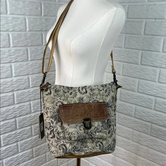 MYRA DOYAN FLORAL CANVAS AND LEATHER ACCENT CROSSBODY BUCKET BAG NWT - Picture 3 of 16